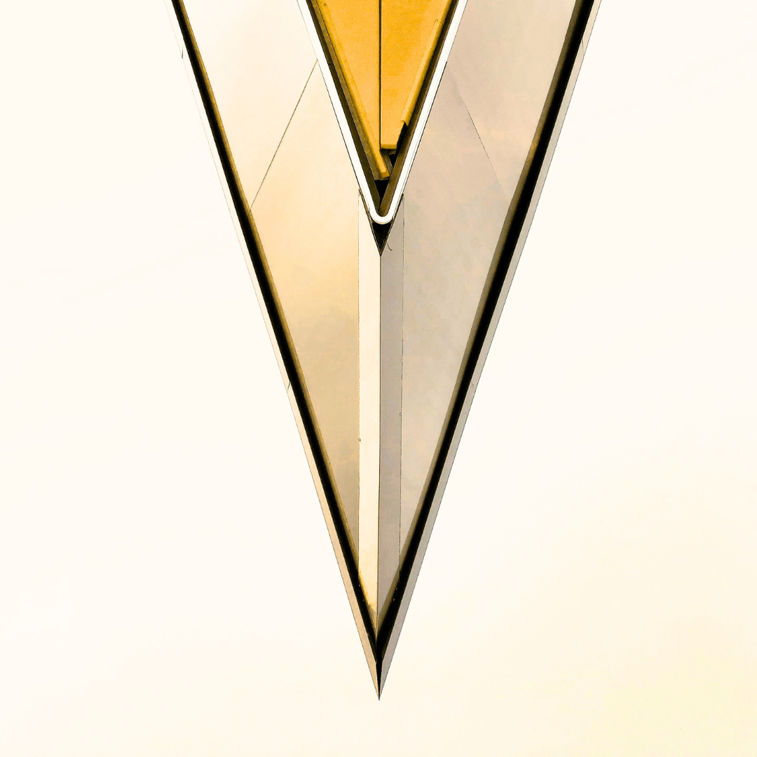 Diriger une entreprise, vérité pour le dirigeant : les meilleures décisions sont souvent les plus simple. Métaphore d'architecture de pointe